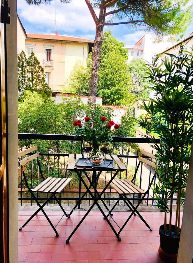 Florence Liberta Apartment With Balcony Exterior photo