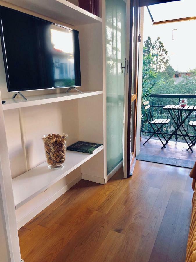 Florence Liberta Apartment With Balcony Exterior photo