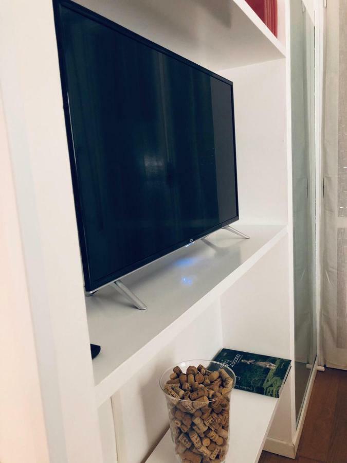 Florence Liberta Apartment With Balcony Exterior photo